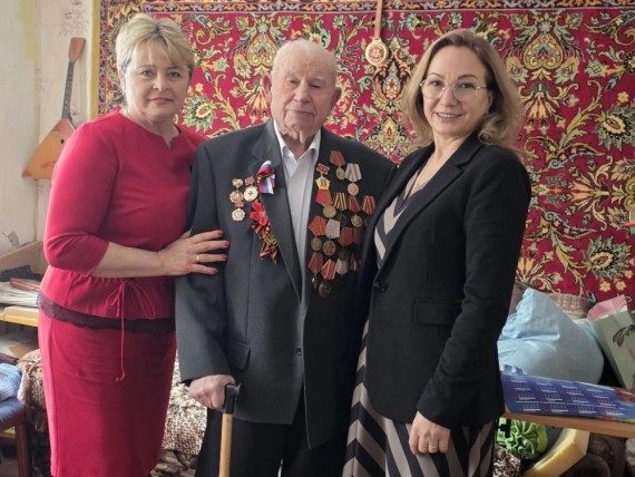 Акция «С новым годом, ветеран!»